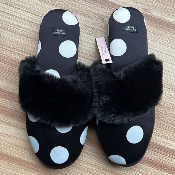 Victoria’s Secret Satin Polka Dot Slippers - Picture 2 of 7